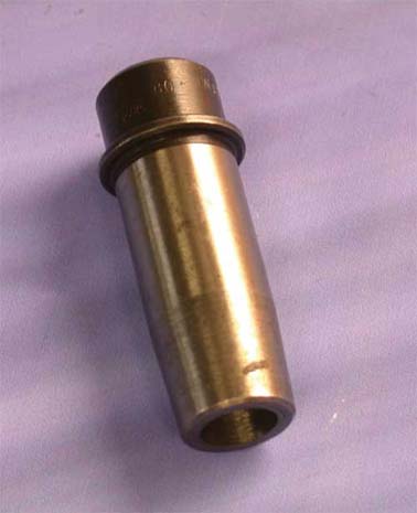 Intake Valve Guide for Big Twin 1948-1978 (+.012, Cast Iron)