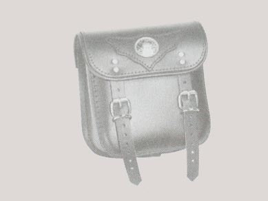 Short Sissy Bar Bag With Concho (7 x 7 x 4)